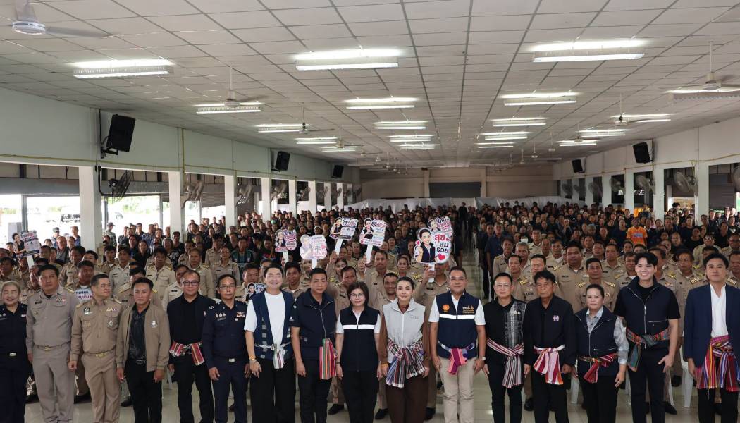 ร่วมต้อนรับนางสุขสมรวย วันทนียกุล รัฐมนตรีประจำสำนักนายกรัฐมนตรี