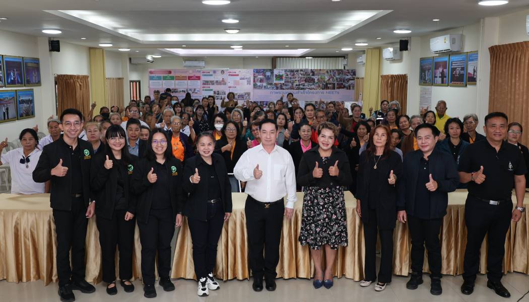 อบต.นาพู่จัดโครงการ ใส่ใจ ผู้สูงวัย รู้ทัน ป้องกันการพลัดตกหกล้ม และภาวะสมองเสื่อม องค์การบริหารส่วนตำบลนาพู่ อำเภอเพ็ญ จังหวัดอุดรธานี